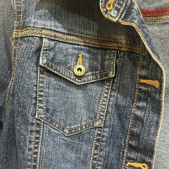 Susan Bristol Jean jacket with embroidered flowers. Great condition. - Picture 4 of 6